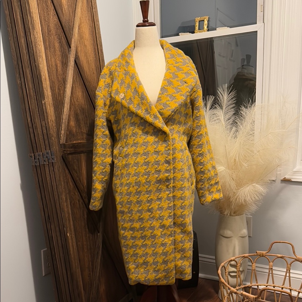 Yellow Houndstooth Women's Coat